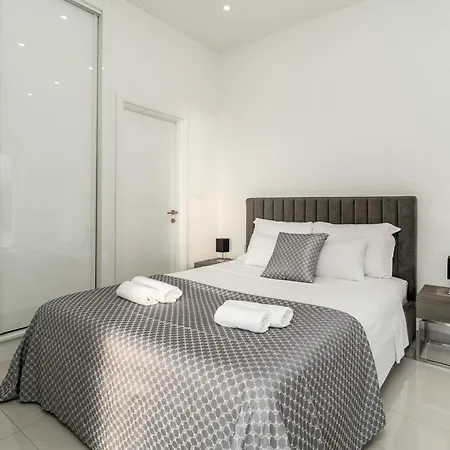 Lea 5-bedroom With Private Pool And Amazing Views Of And Sea 别墅 马卡尔斯卡