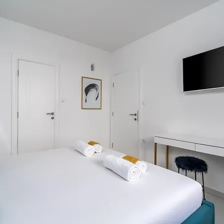 Lea 5-bedroom With Private Pool And Amazing Views Of And Sea 别墅