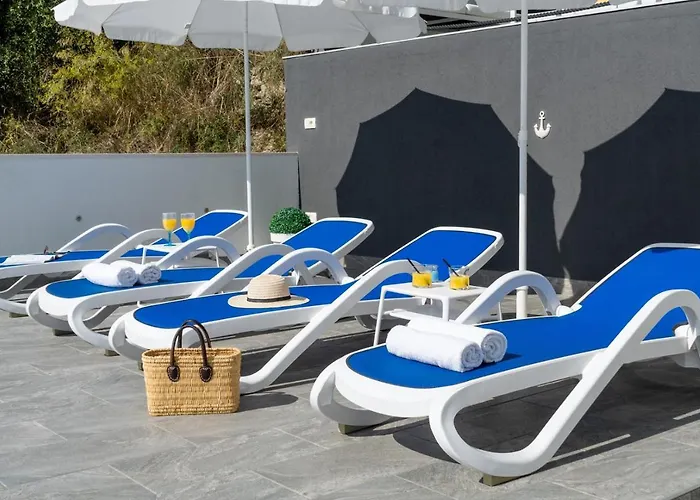 Lea 5-bedroom With Private Pool And Amazing Views Of And Sea