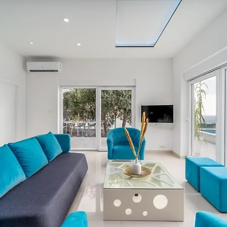 Lea 5-bedroom With Private Pool And Amazing Views Of And Sea Vila *