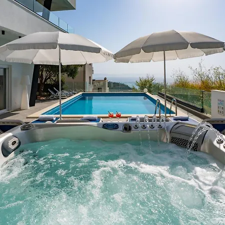 Lea 5-bedroom With Private Pool And Amazing Views Of And Sea