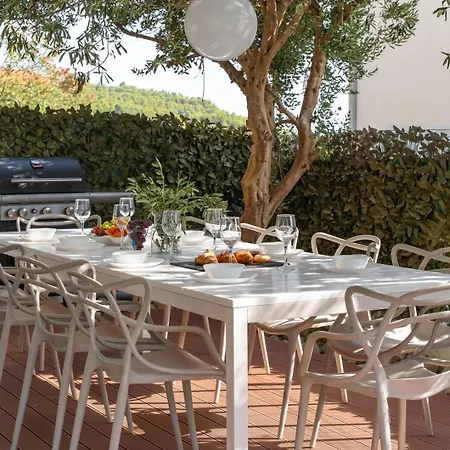 Lea 5-bedroom With Private Pool And Amazing Views Of And Sea Vila Makarská