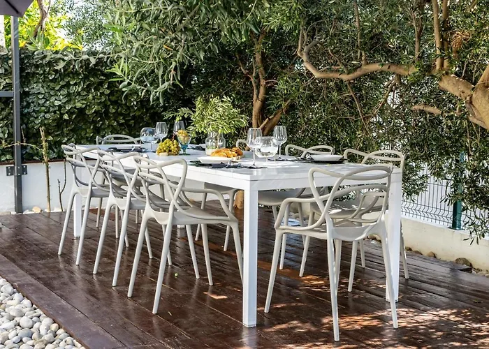 Lea 5-bedroom With Private Pool And Amazing Views Of And Sea Макарська