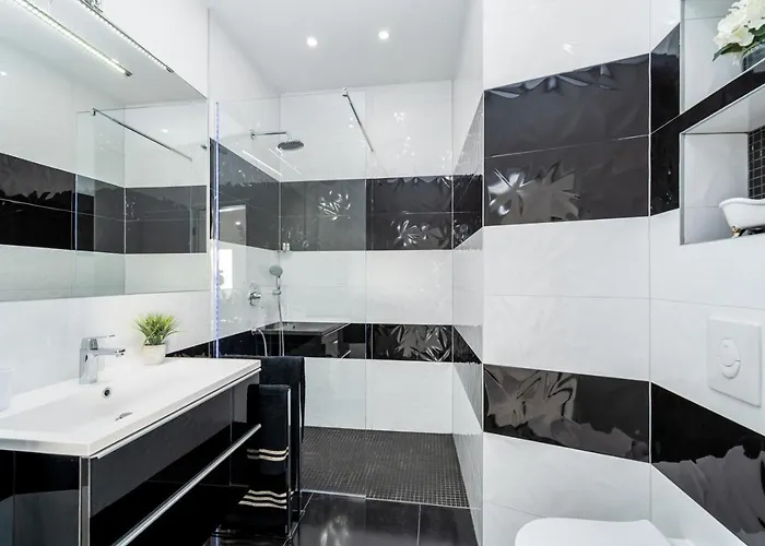 Lea 5-bedroom With Private Pool And Amazing Views Of And Sea *