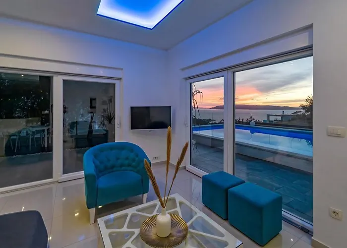 Lea 5-bedroom With Private Pool And Amazing Views Of And Sea *