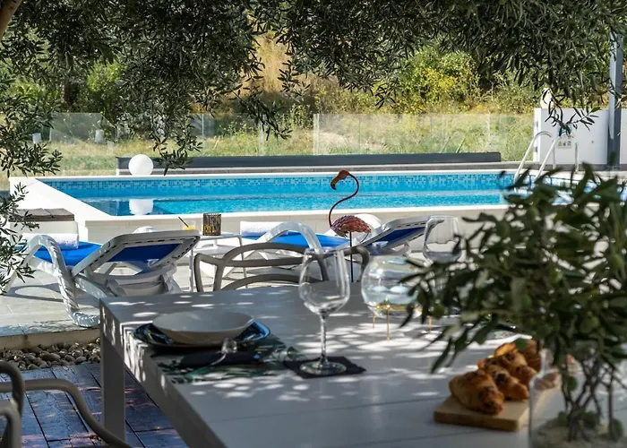 Lea 5-bedroom With Private Pool And Amazing Views Of And Sea * Макарська