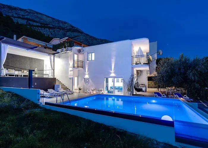 Lea 5-bedroom With Private Pool And Amazing Views Of And Sea Willa *