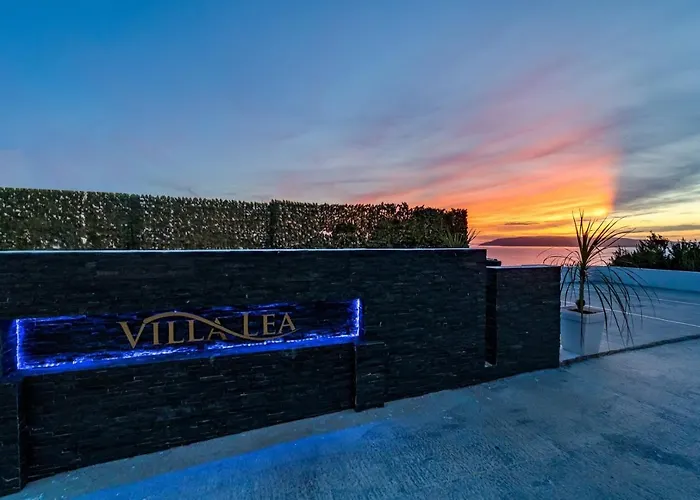 Willa Lea 5-bedroom With Private Pool And Amazing Views Of And Sea *