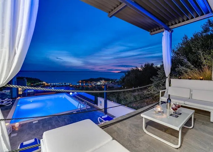 Lea 5-bedroom With Private Pool And Amazing Views Of And Sea * Макарська