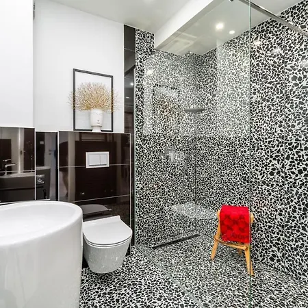 Lea 5-bedroom With Private Pool And Amazing Views Of And Sea