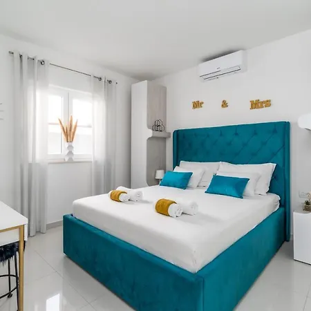 Lea 5-bedroom With Private Pool And Amazing Views Of And Sea Вілла