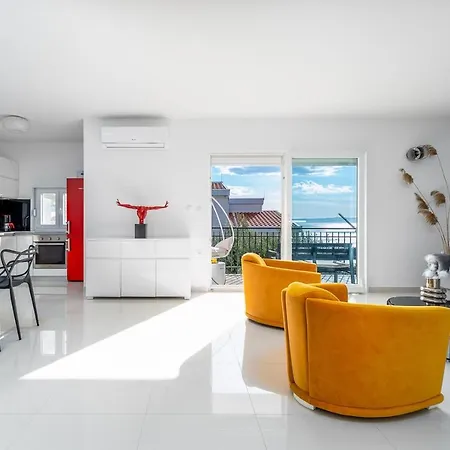 Lea 5-bedroom With Private Pool And Amazing Views Of And Sea *